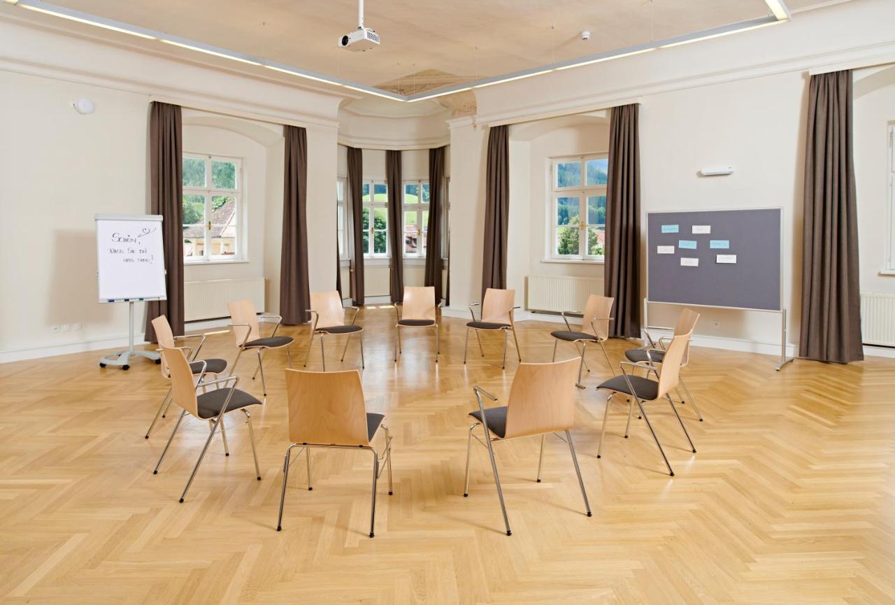 Jufa Hotel Stift Gurk Exterior photo